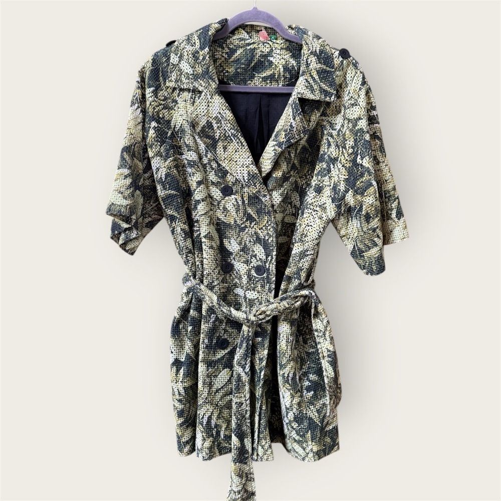 Farm foliage Printed Short Sleeve Robe Dress with Belt - Black & green jacket